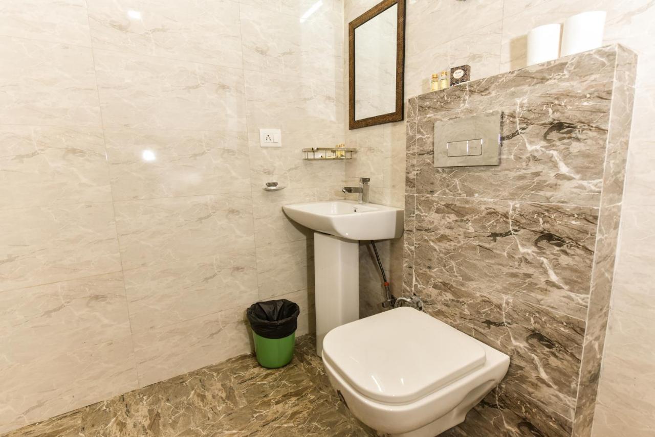 Hotel Luxury Collection Ґурґаон Екстер'єр фото