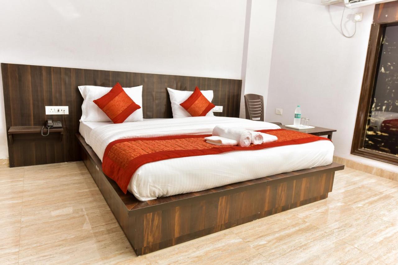 Hotel Luxury Collection Ґурґаон Екстер'єр фото