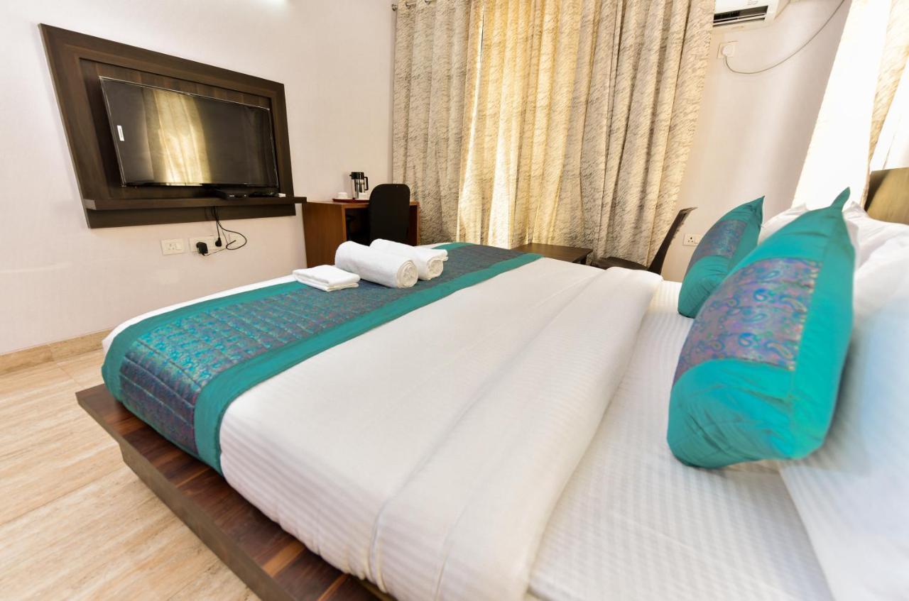 Hotel Luxury Collection Ґурґаон Екстер'єр фото