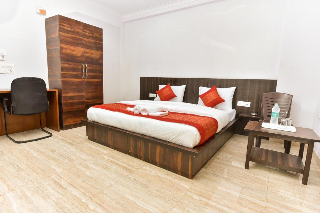 Hotel Luxury Collection Ґурґаон Екстер'єр фото