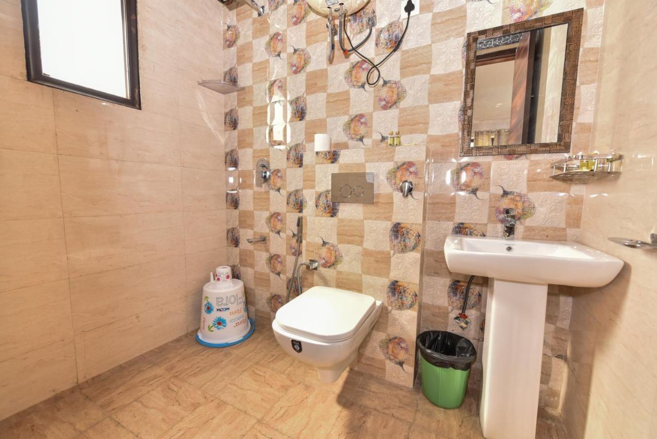 Hotel Luxury Collection Ґурґаон Екстер'єр фото