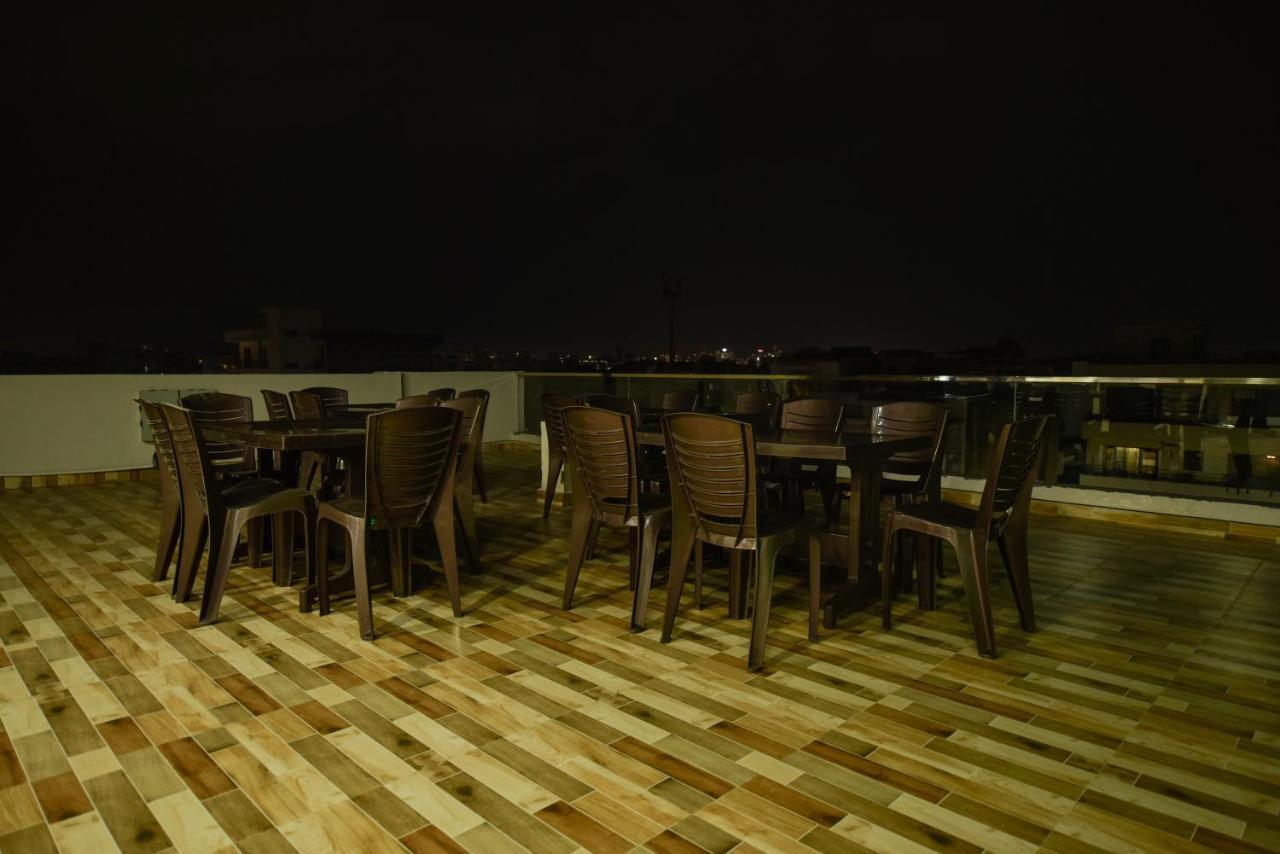 Hotel Luxury Collection Ґурґаон Екстер'єр фото